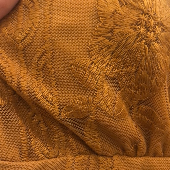 Gold romper, Haute Monde brand, size S. - Picture 4 of 5